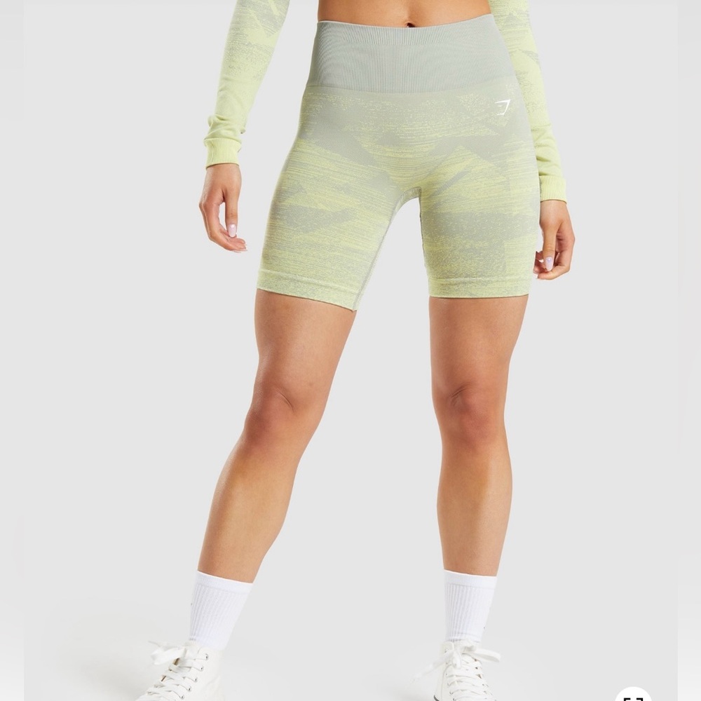 Gymshark Adapt Ombre Seamless Shorts
